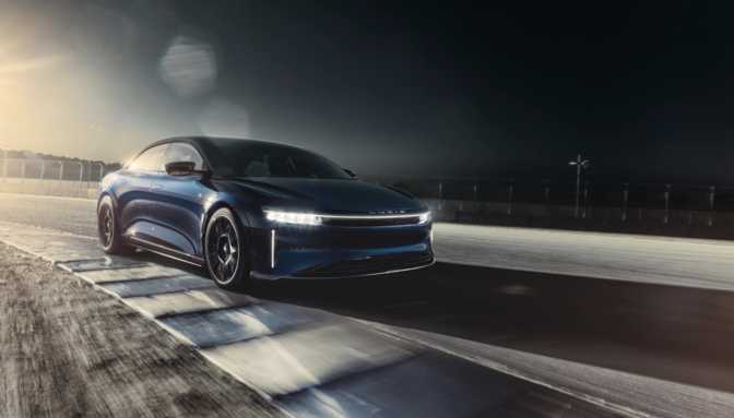 Lucid Air Sapphire (2023)